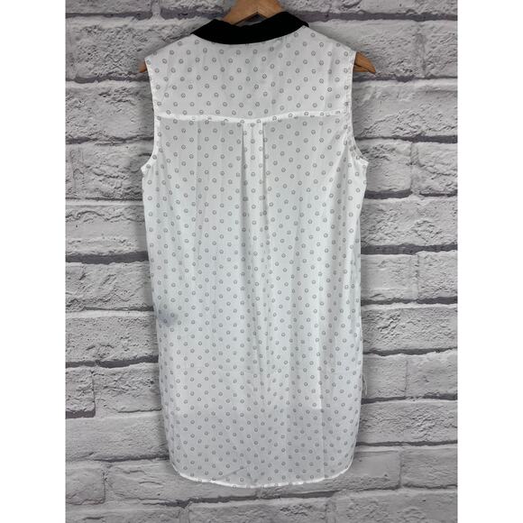 2017 WELOVEFINE OVERWATCH Womens M White Hi-Low Logo Button Front Tank Tunic Top - Picture 3 of 7